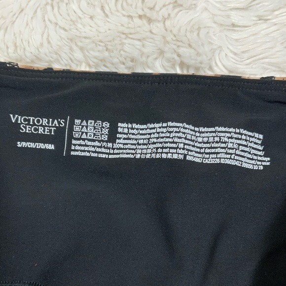 Victoria’s Secret leopard 7/8 leggings - Picture 7 of 8